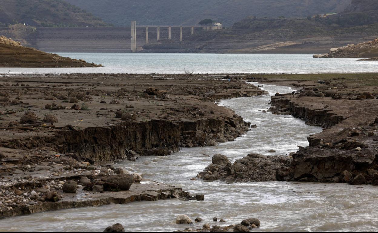 Las Ltimas Lluvias Elevan El Nivel De Los Embalses En M Laga Pero Son